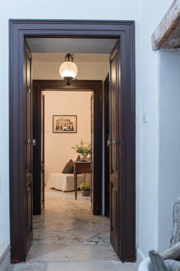 B&B Nonna Laura Trani Εξωτερικό φωτογραφία